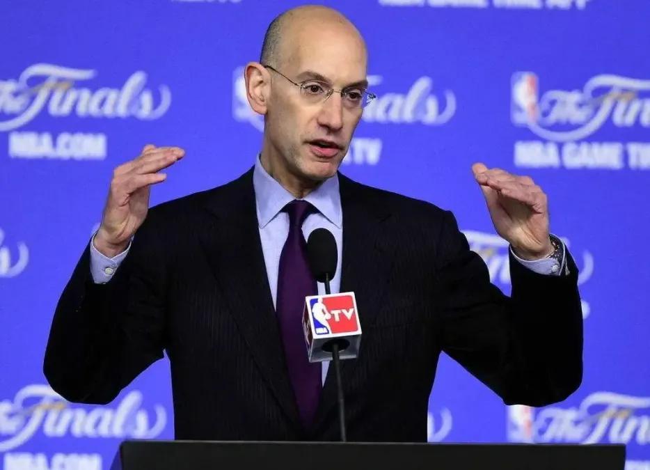 华体会app下载-NBA球队年度赚钱王：球队估值110亿美元，年利润相当于两个湖人